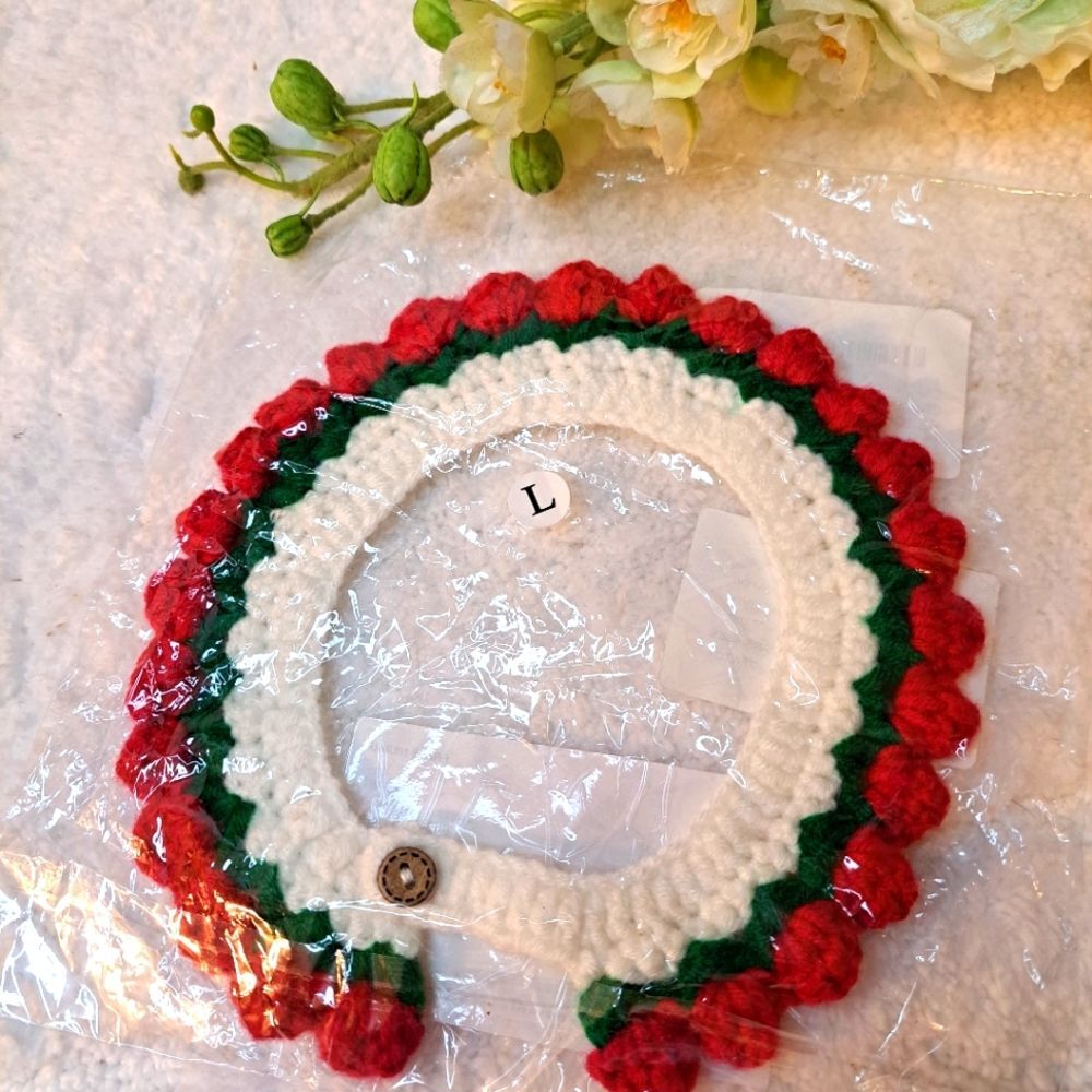 Christmas Cat Collar in Tulip Shape Hem Crochet Knitted New